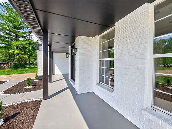 5th image of 3608 Turnberry