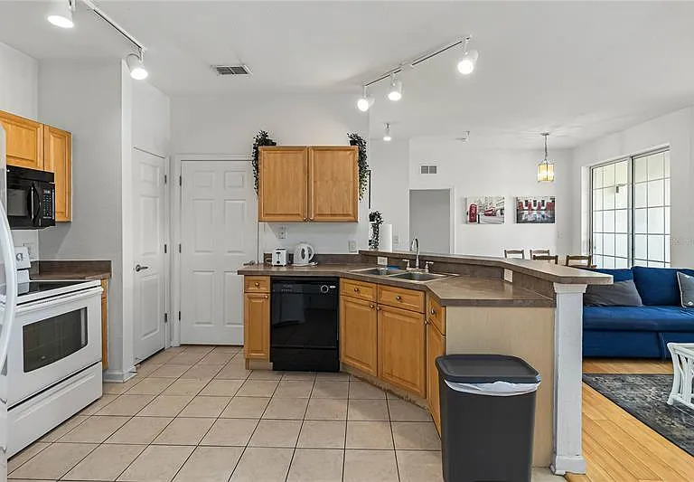 614 W Ridge Rd #1 — Photo 39