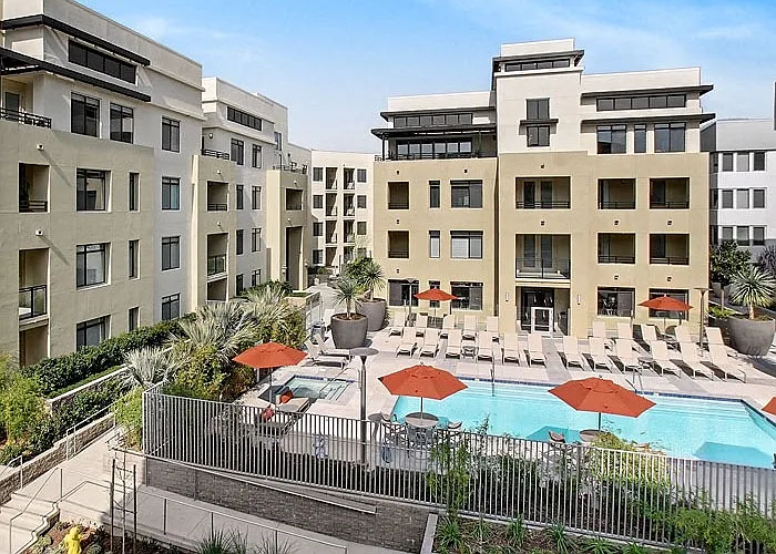 Westgate Apartments — Photo 12