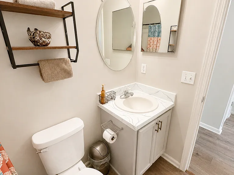 102 Summer Dr — Photo 21
