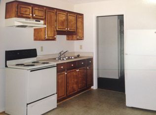 303 Church St, Central, SC 29630