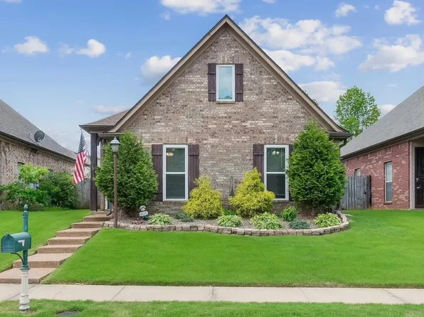 975 Crayton Ridge Dr, Cordova, TN 38018