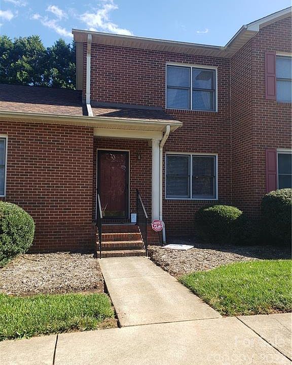 1st image of 102 Brandywine Dr NE APT A2