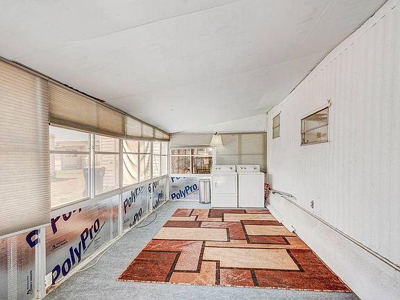 4th image of 5208 5th Street Cir W