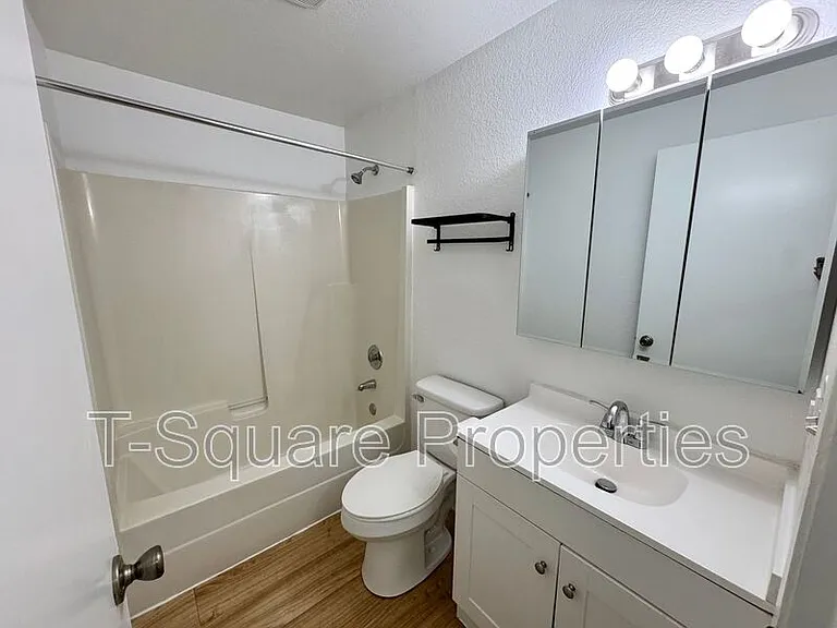 2720 204th St SW #C — Photo 6