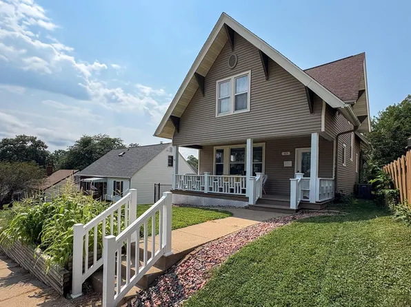 63 Nevada St, Dubuque, IA 52001