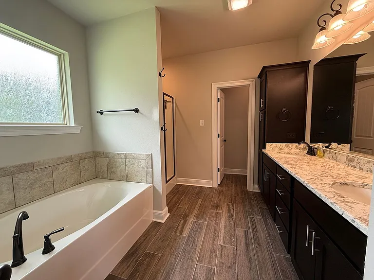 6510 Suwanee Rd — Photo 18