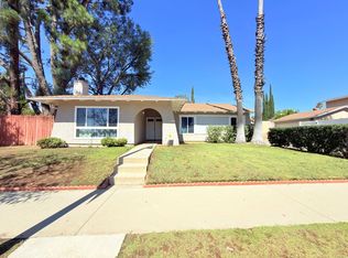 9845 Hayvenhurst Ave, North Hills, CA 91343