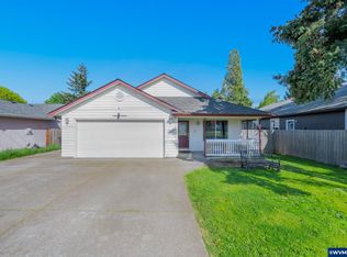 2410 Hollywood Dr NE, Salem, OR 97305