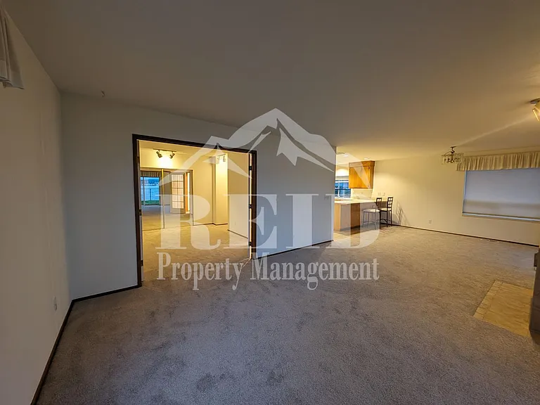 305 Shore Dr #307 — Photo 8