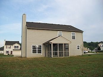 3rd image of 69 Lynn Ct