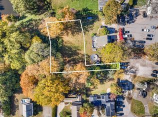 4 Bank Lane, Essex, CT 06426