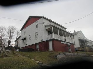 110 Vulcan St, Friedens, PA 15541