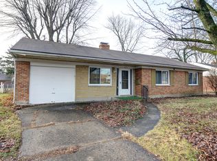 912 E Stroop Rd, Kettering, OH 45429