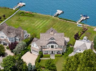 7 N Crossway, Old Greenwich, CT 06870