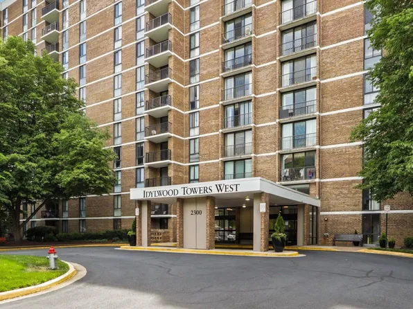2300 Pimmit Dr APT 105, Falls Church, VA 22043