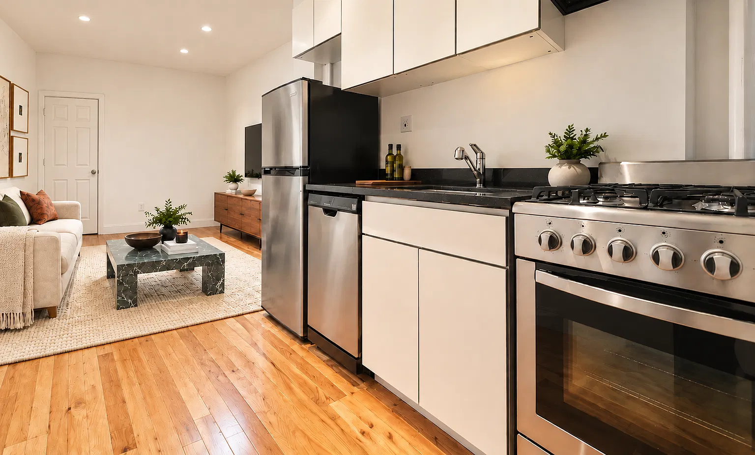 142 Sullivan St — Photo 3