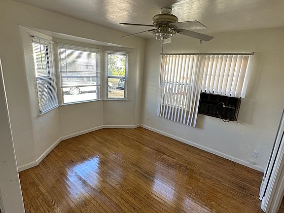 4th image of 733 E Camden Ave