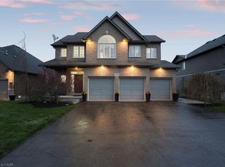502 Carrie Ave, Fort Erie, ON L0S 1N0