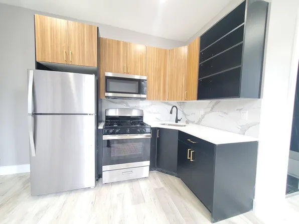 404 Baldwin Ave #2L, Jersey City, NJ 07306