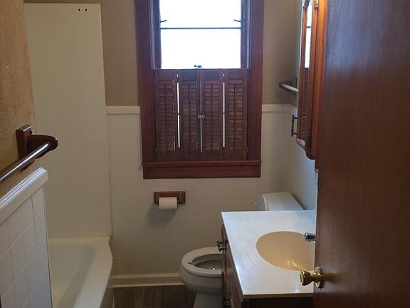 4th image of 717 Caruthers Ave