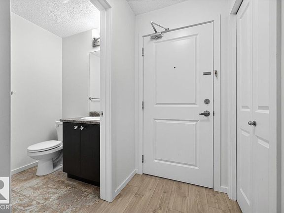 5th image of 504 Albany Way NW #226