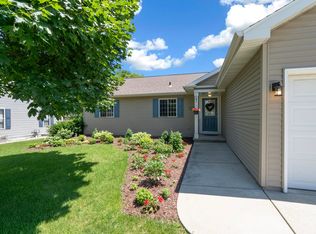 411 Rockrose Dr, Fond Du Lac, WI 54935