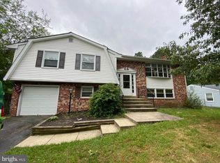 6012 Suzanne Rd, Waldorf, MD 20601