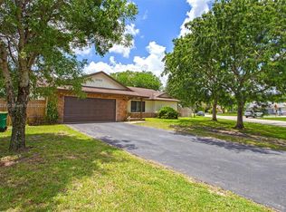 Woodmont Tract 60, Tamarac, FL 33321