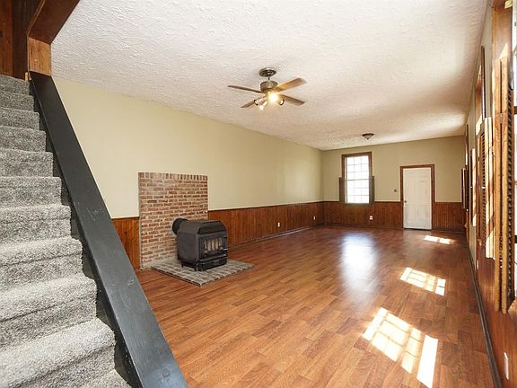 3rd image of 23 Kessler Ave