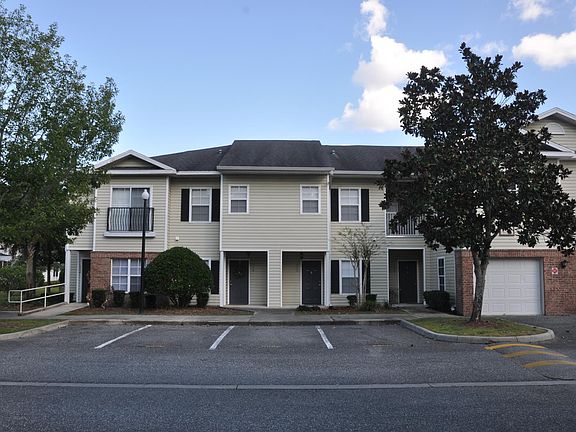 2nd image of 4341 NW 49th St APT 103
