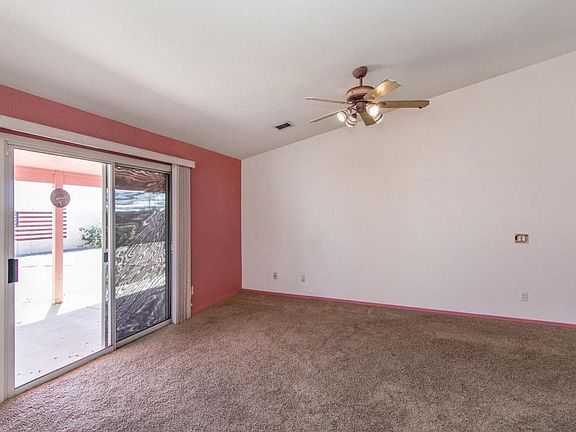 4th image of 1426 N Wildflower Dr