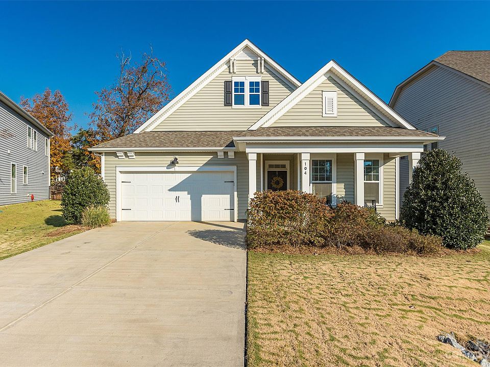1st image of 104 Serenade Ct