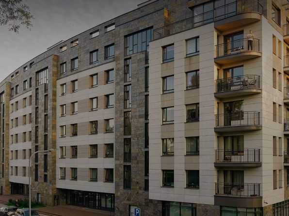 2046 W County Line Rd