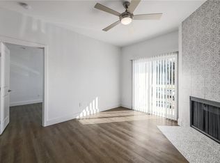 114 E 31st St APT 203, Austin, TX 78705