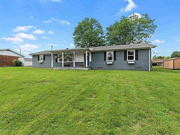 3rd image of 175 Hillcrest Ln