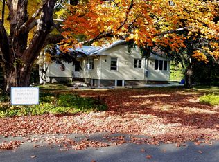 151 Sleeping Giant Dr, Hamden, CT 06518