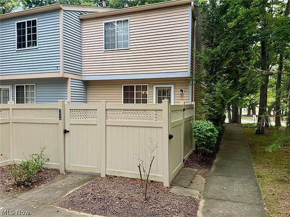 4th image of 3970 Lake Run Blvd