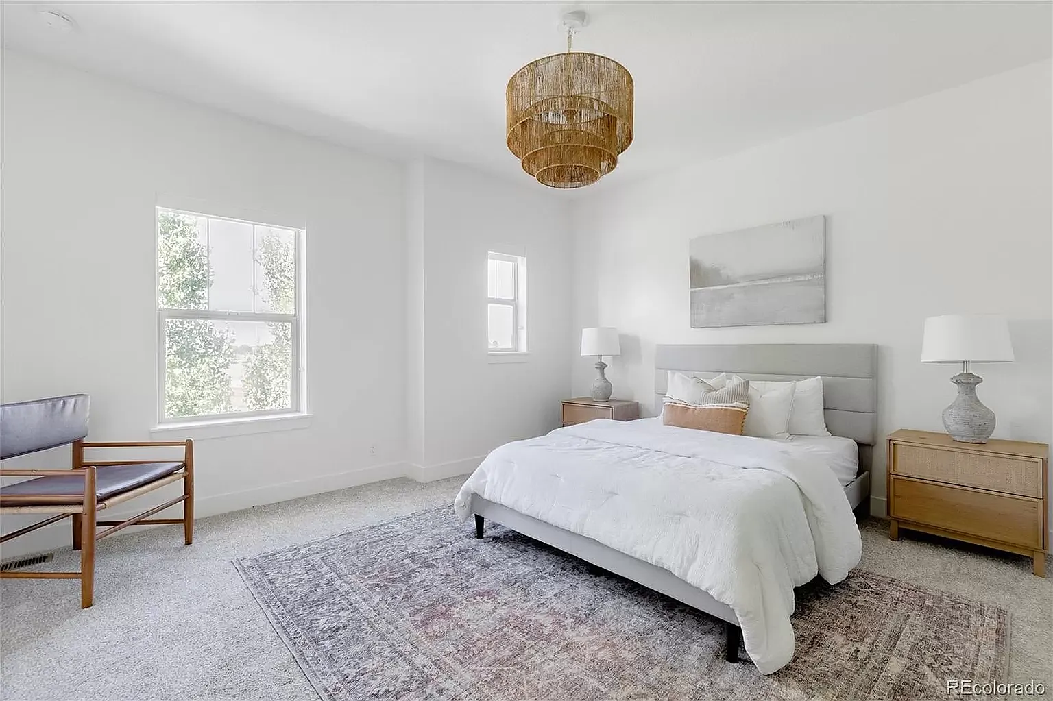 4 bed, 3.5 bath, 2300 sqft, $4,000 — Photo 3