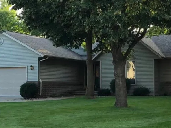 1205 Country Club Ln, Spencer, IA 51301