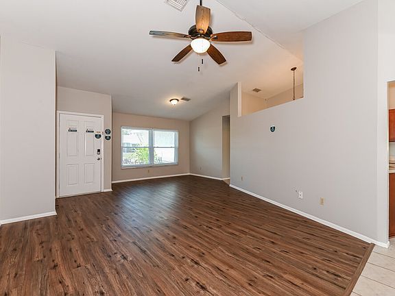 5th image of 18507 Eastshore Dr