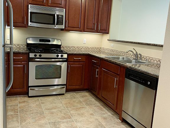 2nd image of 2250 Gellert Blvd #2P06