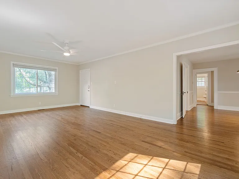 2921 Chapel Hill Rd — Photo 3
