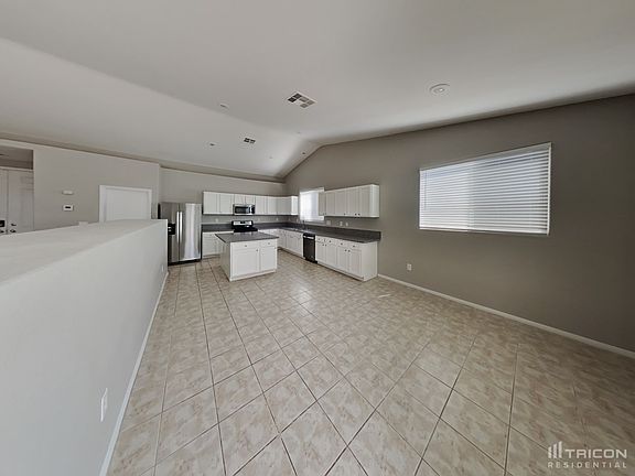 4th image of 913 Cypress Gold Ct