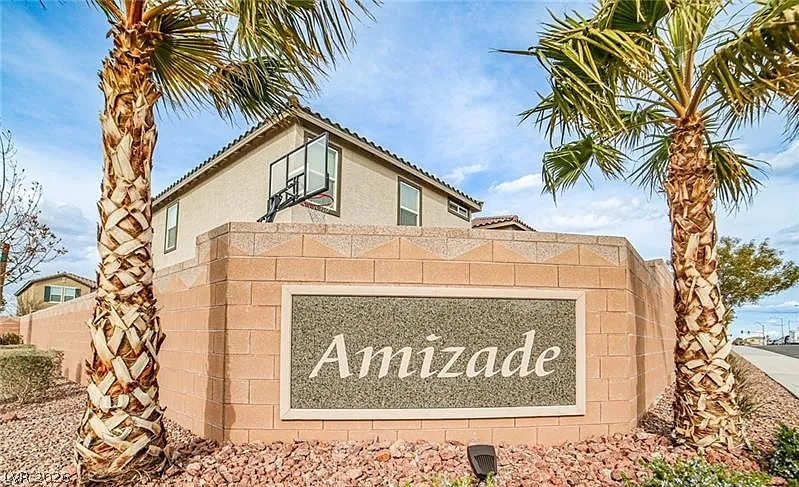 5 bed, 4.0 bath, 2462 sqft, $3,520 — Photo 3