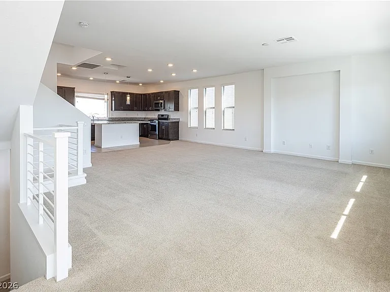 8040 Carpenter Creek Ave — Photo 7