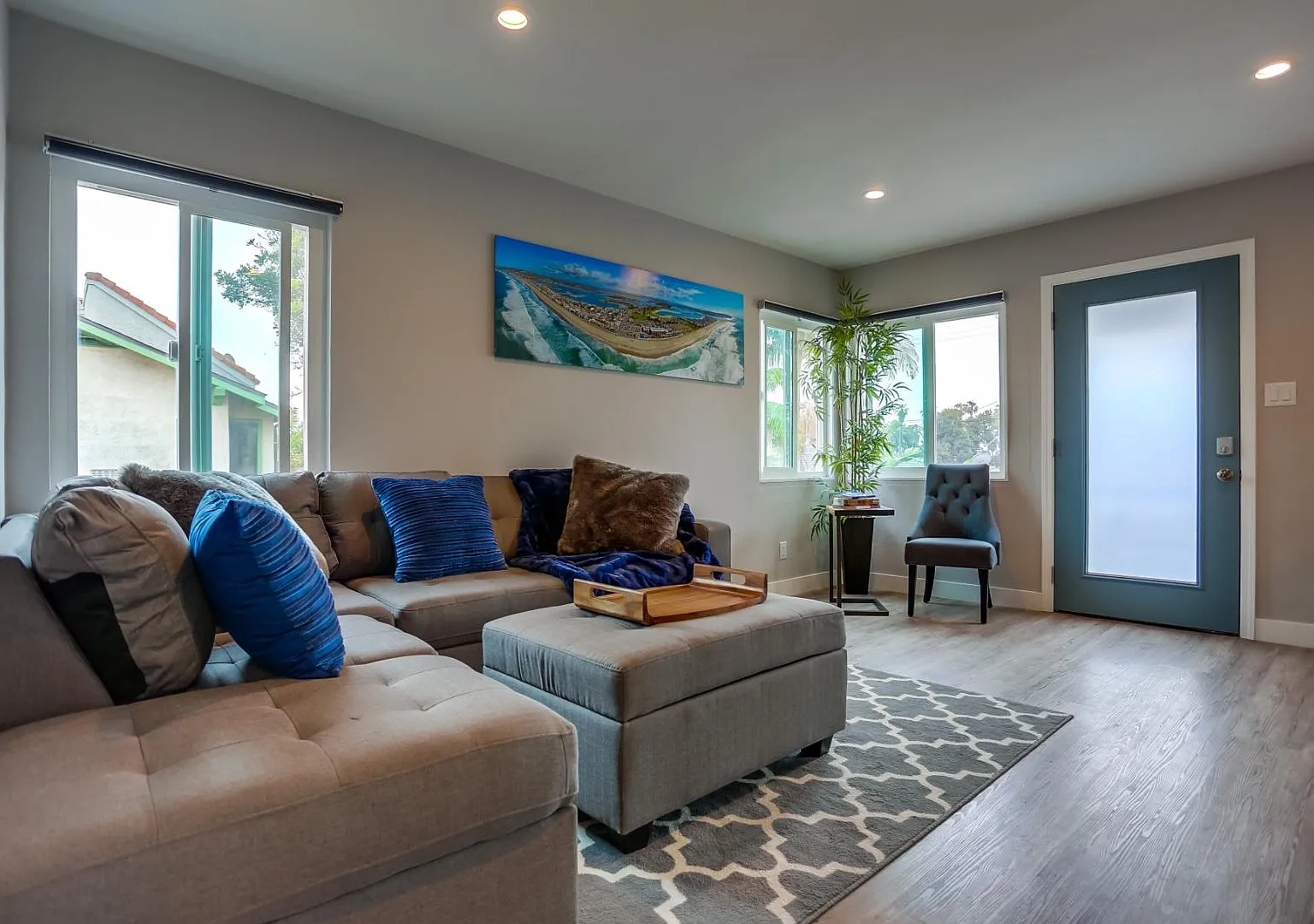 810 Island Court — Photo 2