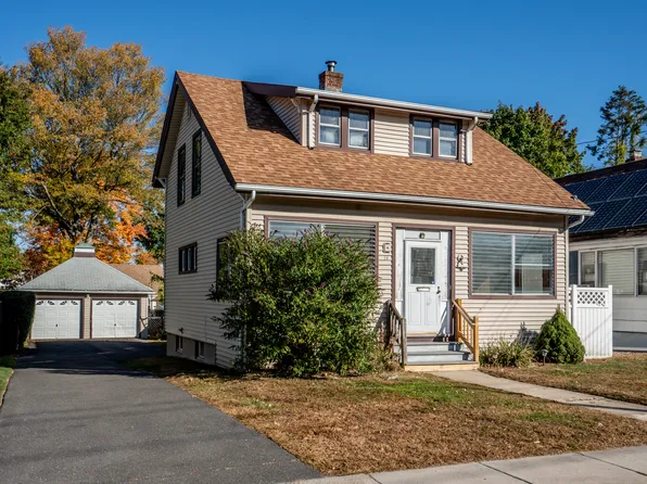 74 Levesque Avenue, West Hartford, CT 06110