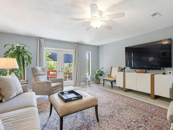 1025 W 19th St APT 27D, Panama City, FL 32405