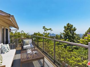 9354 Claircrest Dr, Beverly Hills, CA 90210